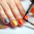 Jak malować paznokcie przy skórkach? Porady i techniki manicure